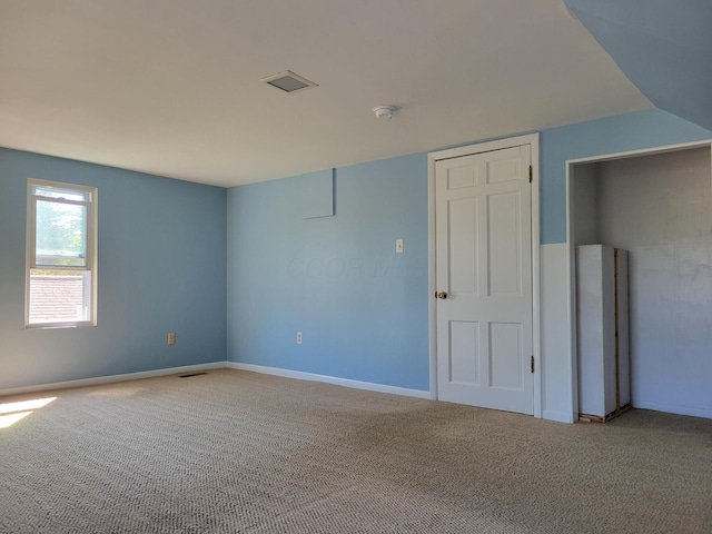 859 Gladden Rd, Grandview Heights, OH 43212 - spare room featuring carpet flooring and baseboards