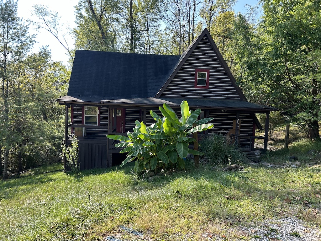 view of side of home