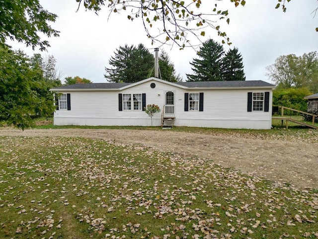 view of manufactured / mobile home