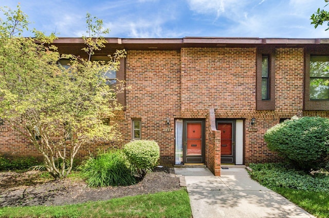 Listing photo 2 for 2804 Downing Way Unit 38, Columbus OH 43221