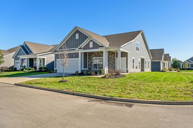 view of front of home with a front lawn