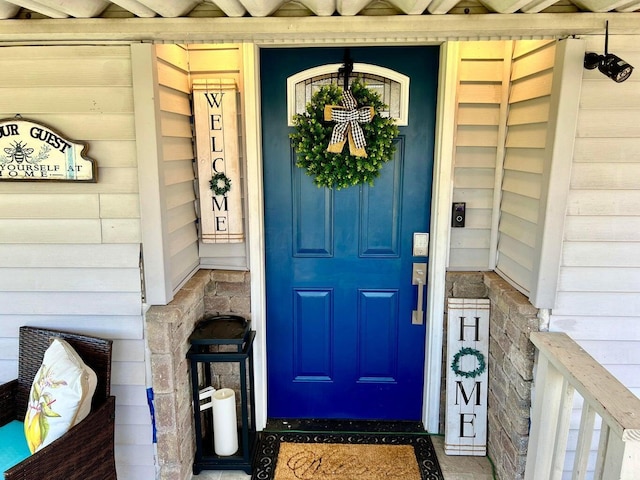 view of property entrance