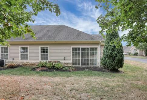 exterior space with a lawn