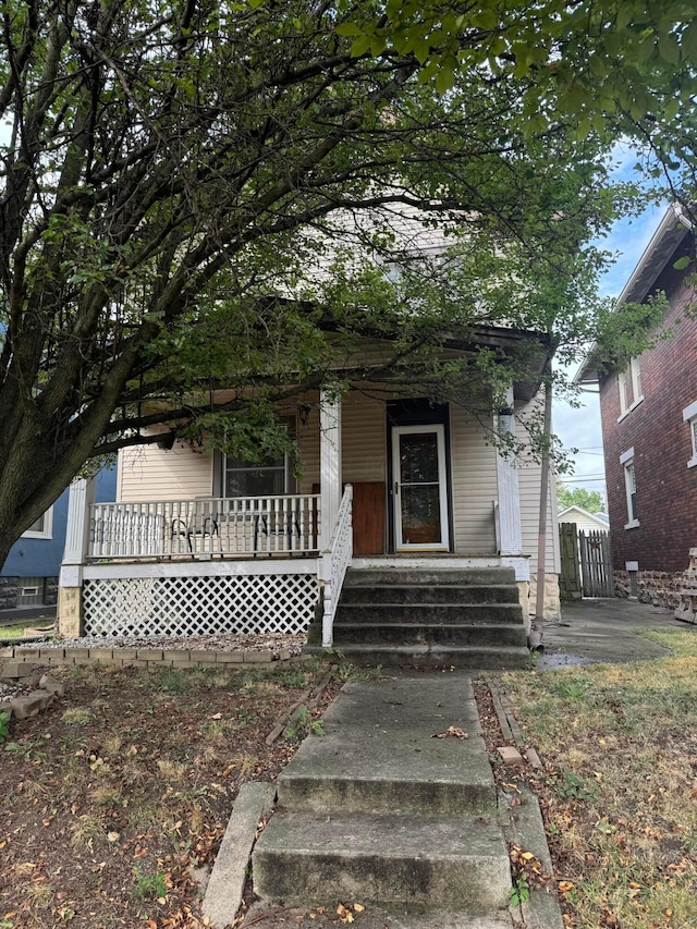 view of front of home featuring a porch