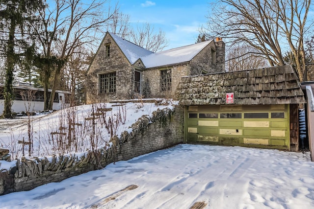 view of front of home featuring a garage