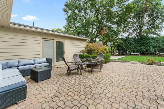 view of patio with an outdoor hangout area