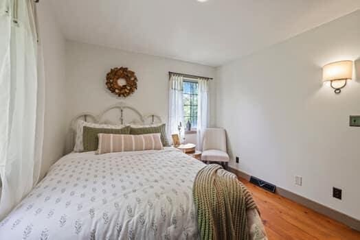 bedroom featuring light hardwood / wood-style flooring