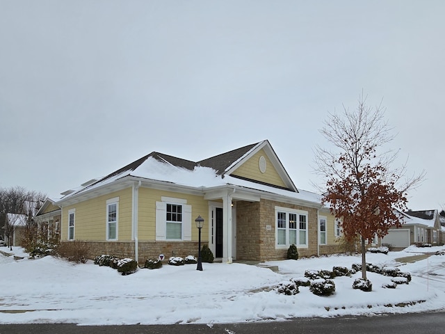 view of front facade