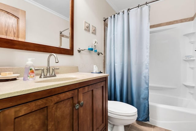 full bathroom featuring toilet, shower / bath combination with curtain, tile patterned floors, and crown molding