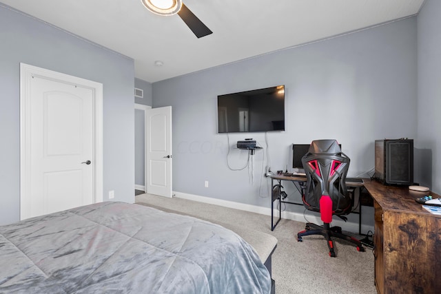 bedroom with carpet flooring and ceiling fan