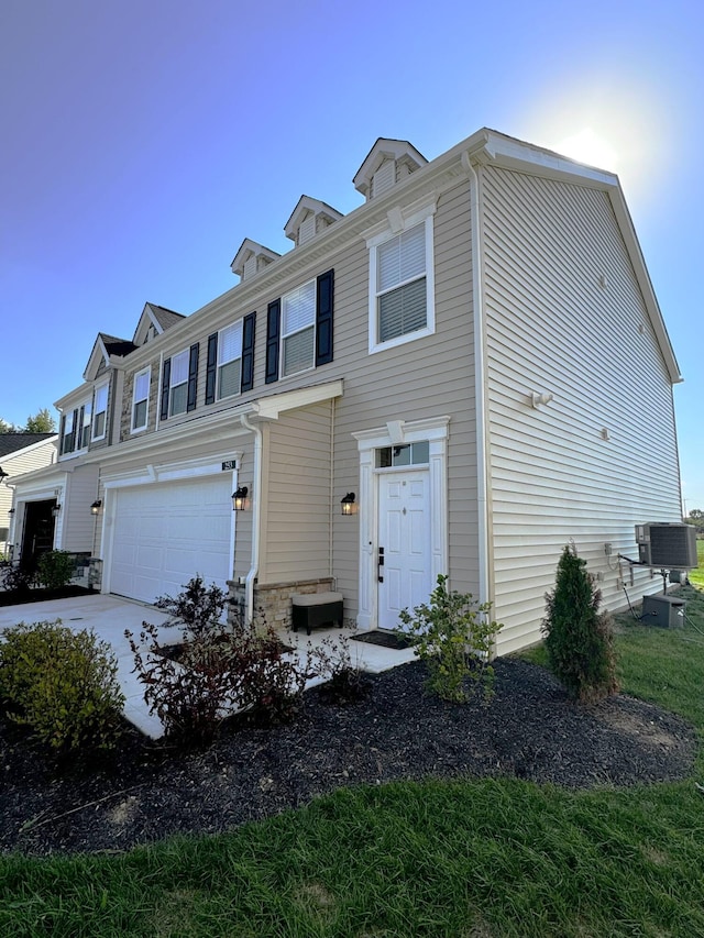 253 Lenell Lp, Delaware OH, 43015, 3 bedrooms, 2.5 baths townhouse for sale