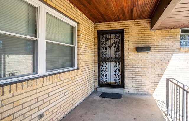 view of property entrance