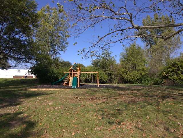 view of play area featuring a yard