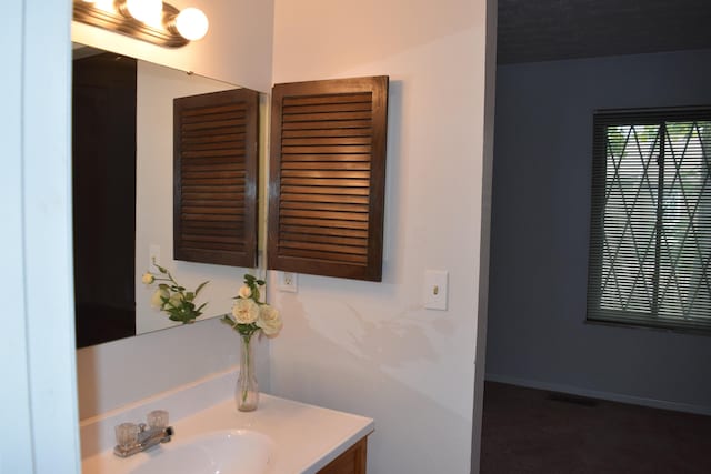 bathroom with vanity