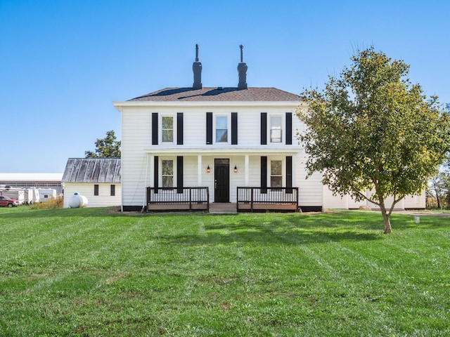 view of front of house featuring a front yard