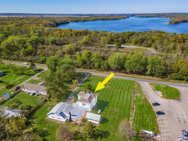 bird's eye view featuring a water view