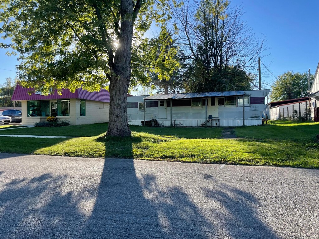 112 Park Rd, Crestline, OH 44827 - photo 2