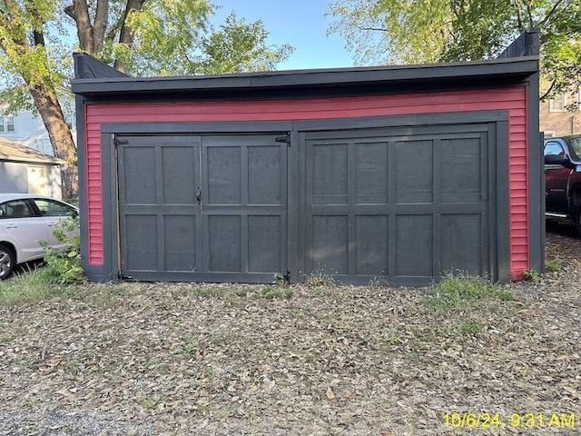 view of outdoor structure