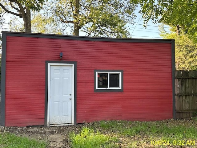 view of outdoor structure