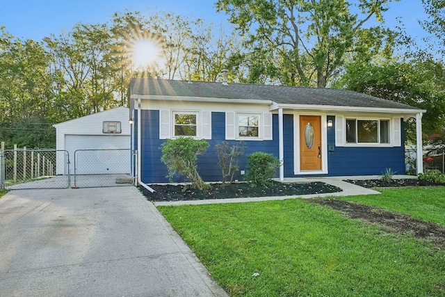 single story home featuring a front yard