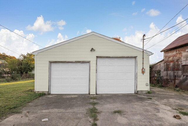 244 Locust St, Chillicothe, OH 45601 - photo 29