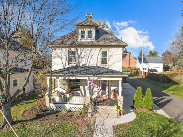 view of front of property with covered porch