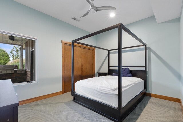 17311 Gambier Rd, Mount Vernon, OH 43050 - carpeted bedroom featuring baseboards and a ceiling fan