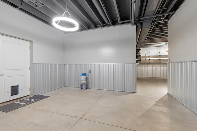 17311 Gambier Rd, Mount Vernon, OH 43050 - spare room featuring finished concrete floors