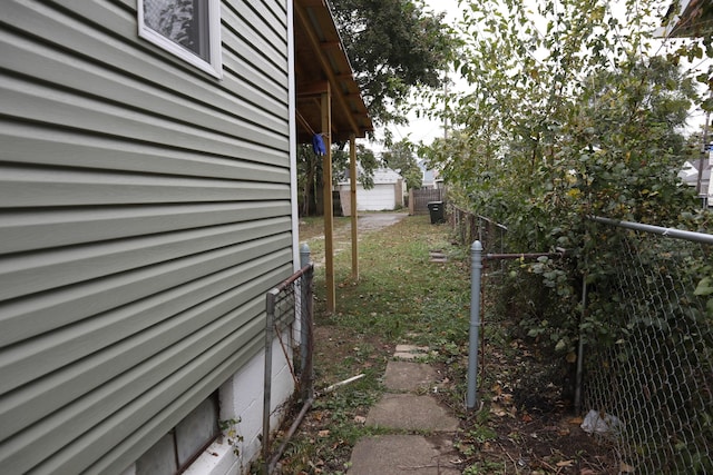 view of home's exterior