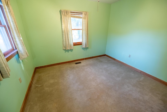 view of carpeted spare room