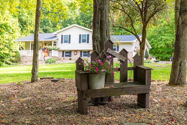 split level home with a front yard