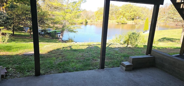 5608 Cardinal Dr, Orient, OH 43146 - view of green lawn with a water view