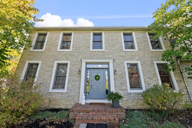 view of colonial inspired home