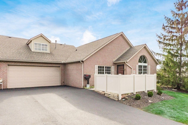 view of front facade featuring a garage