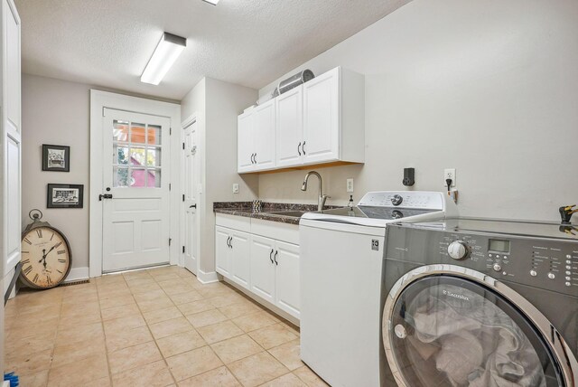1444 Blue Jay Rd, Heath, OH 43056