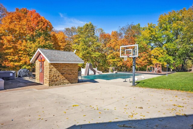 1444 Blue Jay Rd, Heath, OH 43056