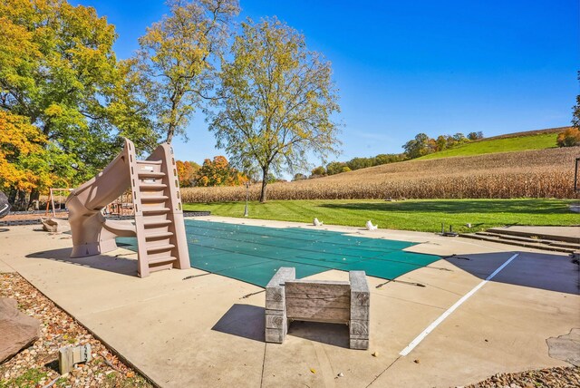 1444 Blue Jay Rd, Heath, OH 43056