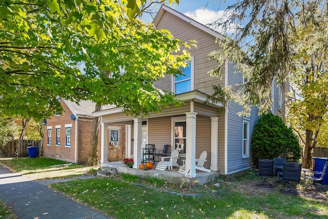 view of front of home with covered porch