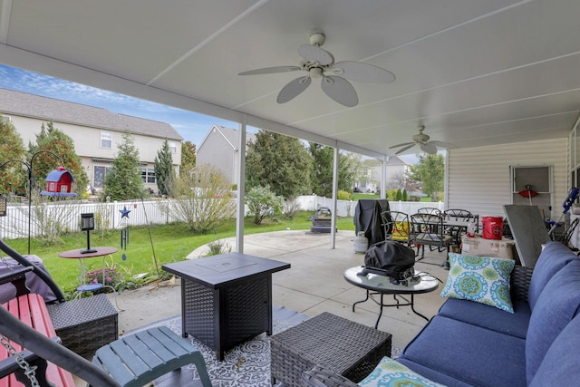 view of patio / terrace with outdoor lounge area and ceiling fan