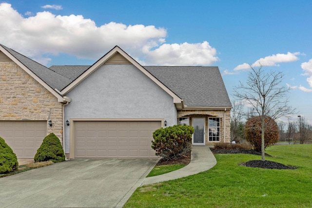 view of front of house with a front lawn