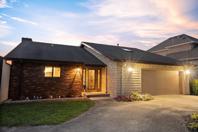 view of front facade with a garage