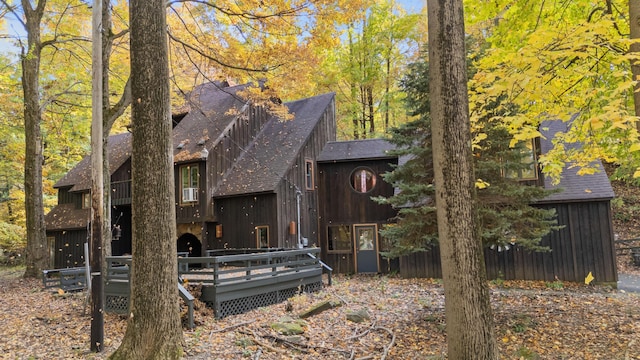 view of front of house with a wooden deck