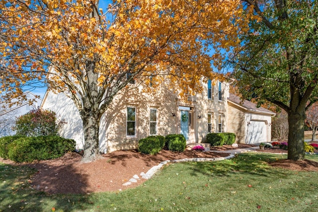 view of front of house featuring a front yard