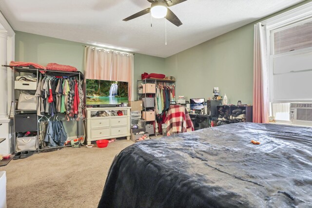 622 S Poplar St, Bucyrus, OH 44820 - bedroom featuring carpet flooring and a ceiling fan