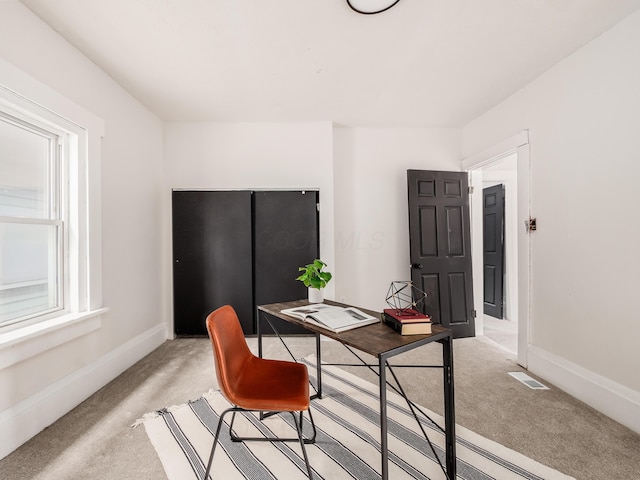 1327 Atcheson St, Columbus, OH 43203 - office area with light carpet and baseboards