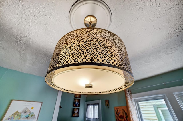 room details featuring a textured ceiling