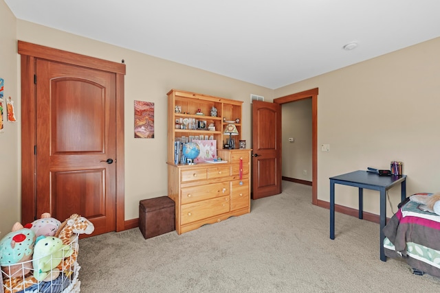 view of carpeted bedroom