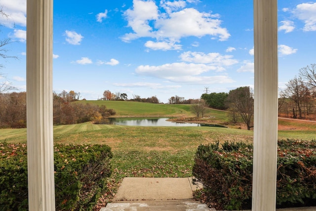 view of yard with a water view