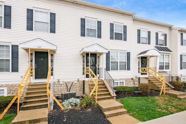 view of townhome / multi-family property