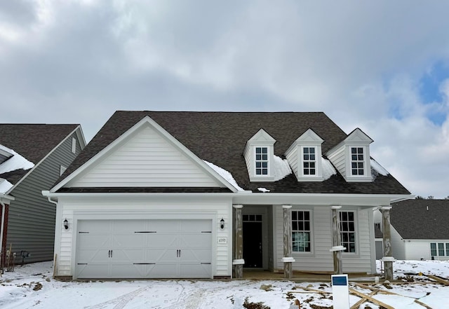 view of front facade featuring a garage